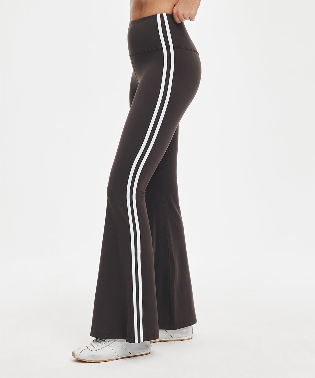 Longjaw™ Double-Trim Flared Legging 31.5''
